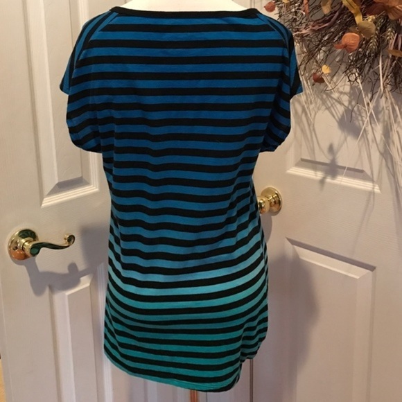 Calvin Klein performance wear striped top - Picture 4 of 4